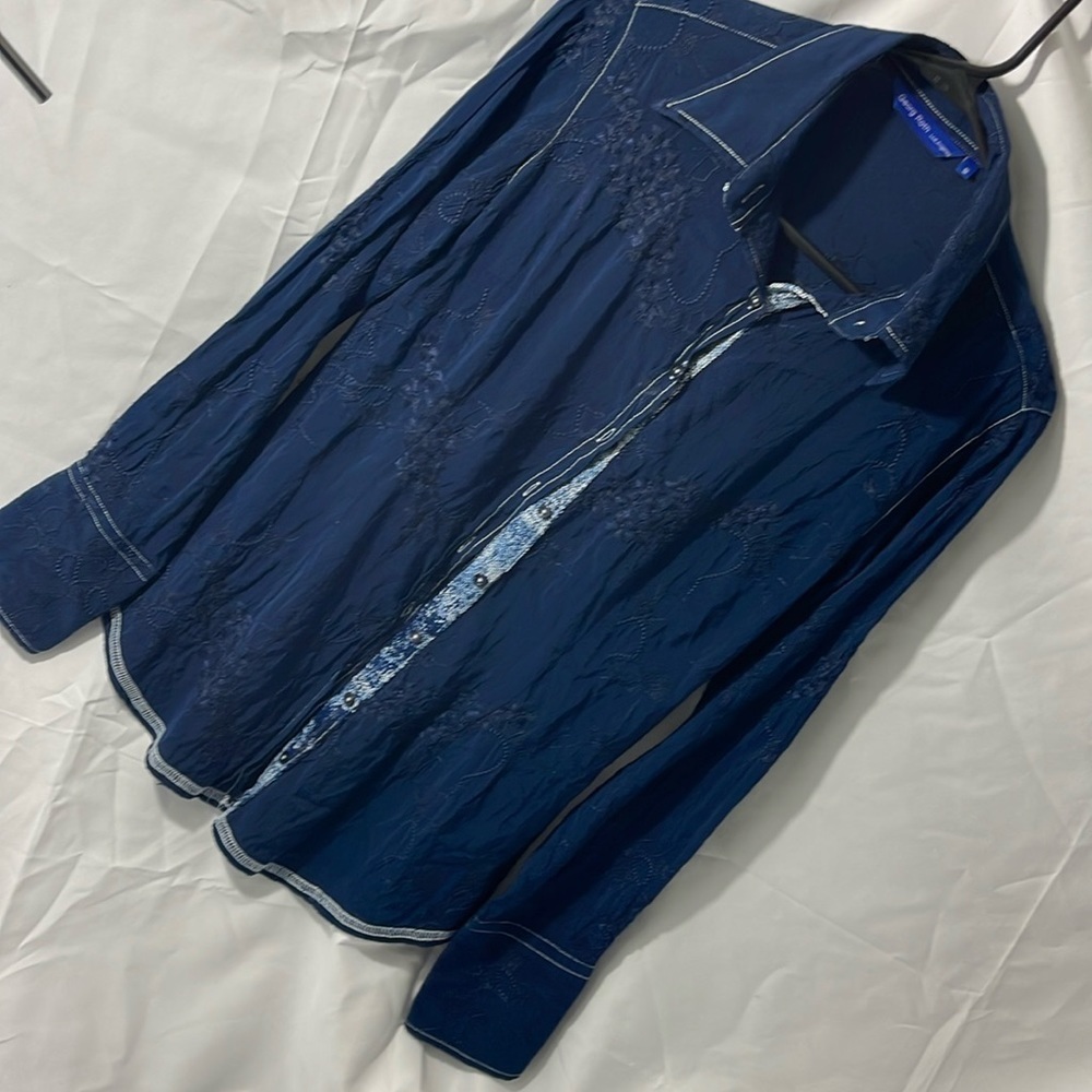 GEORG ROTH LOS ANGELES Blue Button Down Top Blue Sequin Trim Embroidered